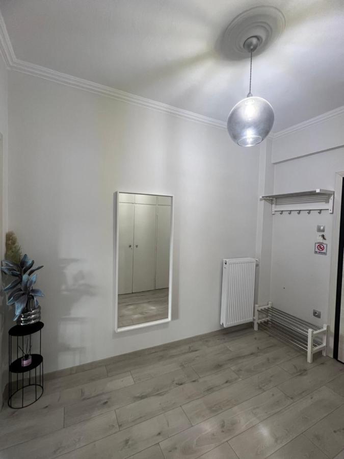 Serres City Center Modern Apartment Exterior foto